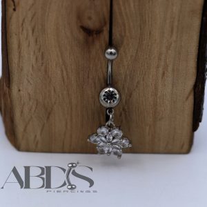 پیرسینگ ناف اویز دار