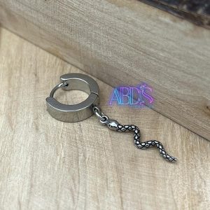 پیرسینگ گوش حلقه ای طرح مار آویزدار